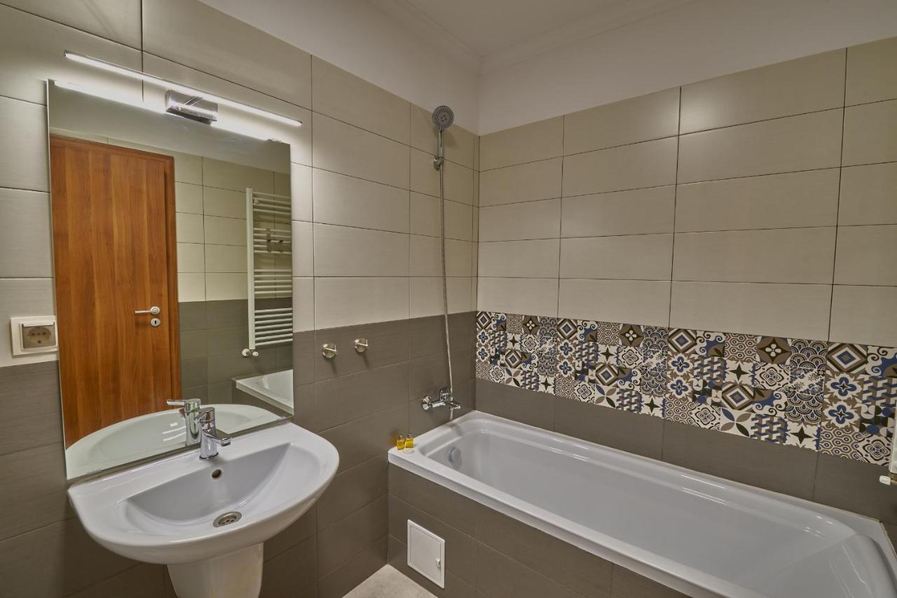 Stylish Place In The Heart Of Kluż-Napoka Zewnętrze zdjęcie